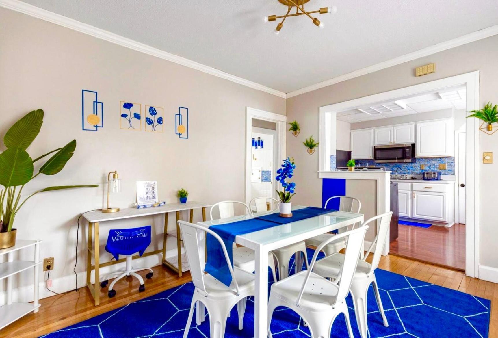 The Sapphire Haven - Your Old Brooklyn Oasis Awaits Families, Couples, Business Travelers Near Downtown With Parking, 300 Mb Wifi & Self Check-In Cleveland Ngoại thất bức ảnh