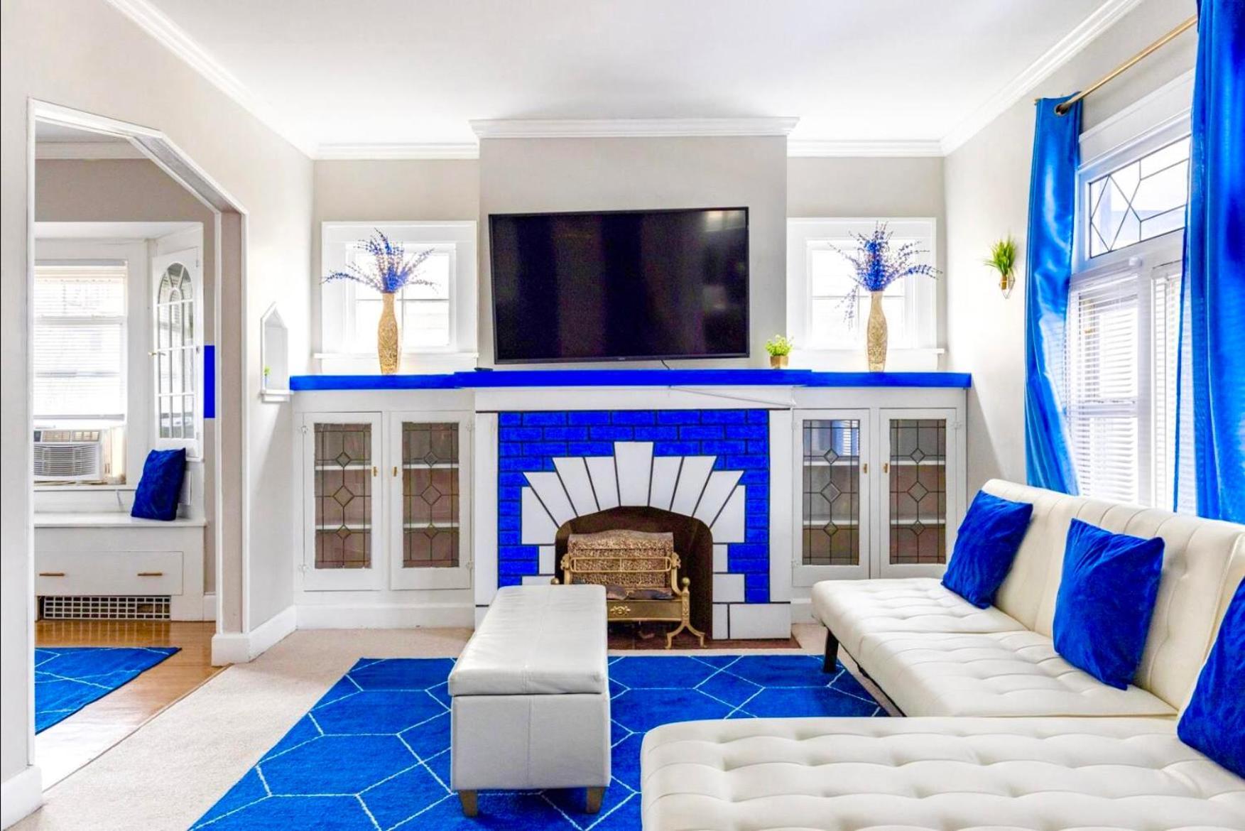 The Sapphire Haven - Your Old Brooklyn Oasis Awaits Families, Couples, Business Travelers Near Downtown With Parking, 300 Mb Wifi & Self Check-In Cleveland Ngoại thất bức ảnh