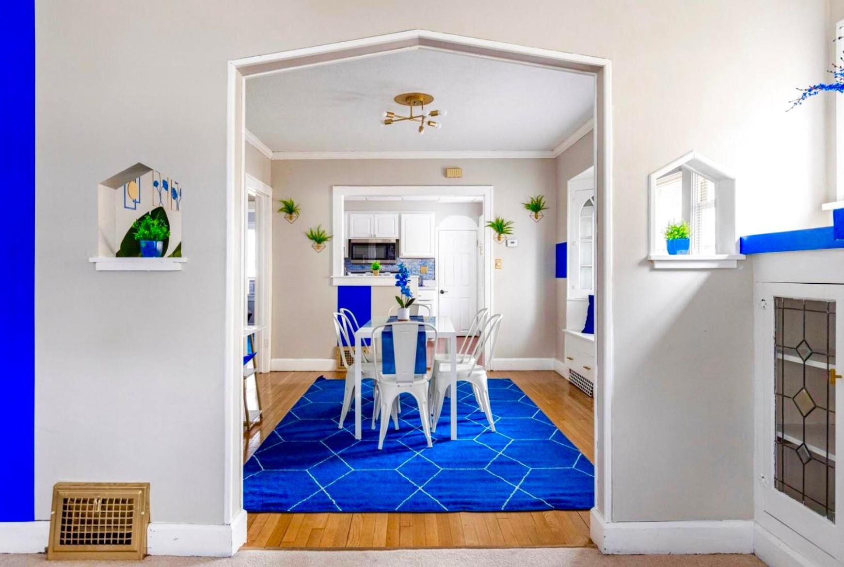 The Sapphire Haven - Your Old Brooklyn Oasis Awaits Families, Couples, Business Travelers Near Downtown With Parking, 300 Mb Wifi & Self Check-In Cleveland Ngoại thất bức ảnh
