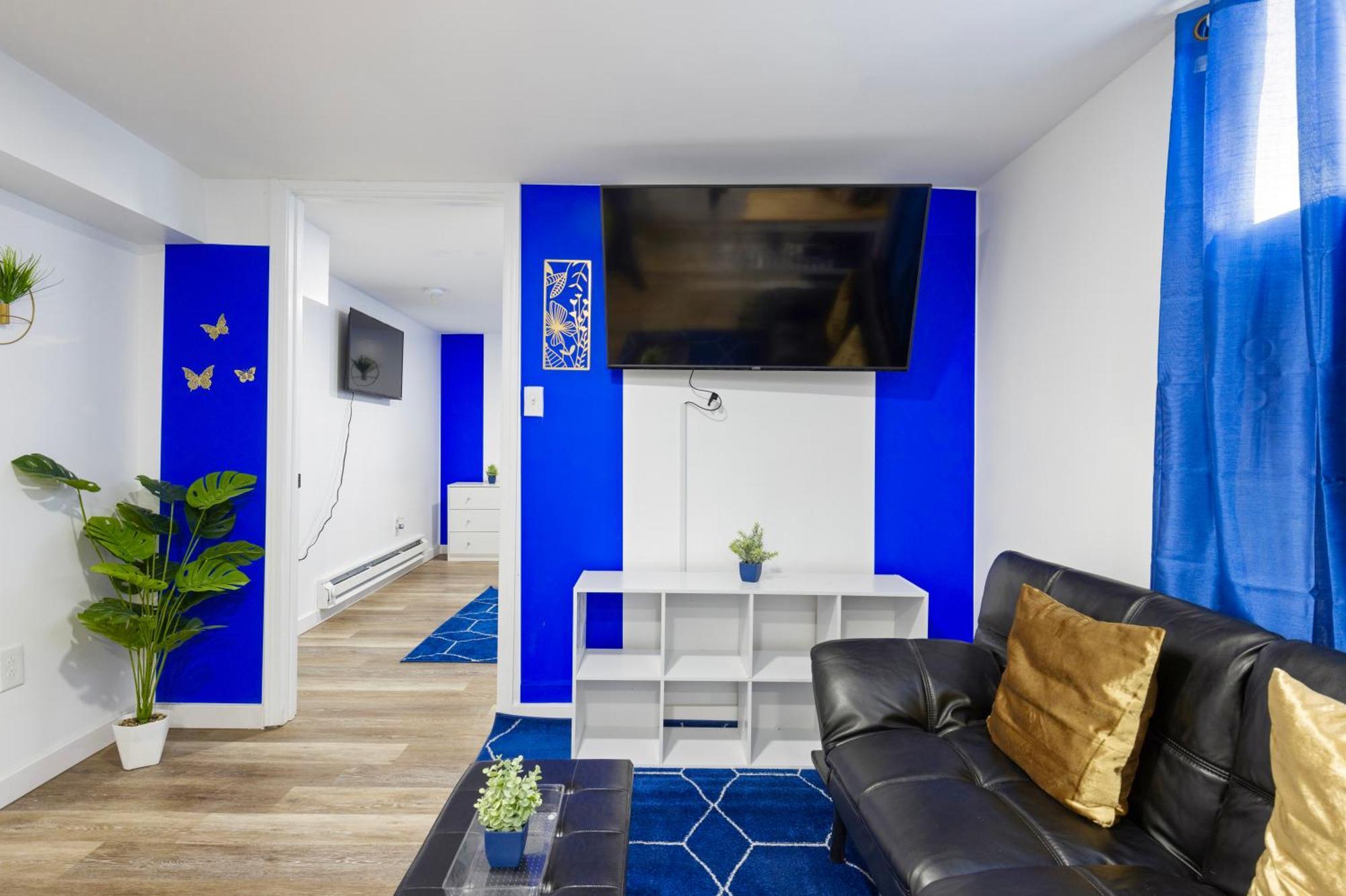 The Sapphire Haven - Your Old Brooklyn Oasis Awaits Families, Couples, Business Travelers Near Downtown With Parking, 300 Mb Wifi & Self Check-In Cleveland Ngoại thất bức ảnh